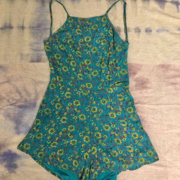 Billabong Romper - Picture 3 of 5
